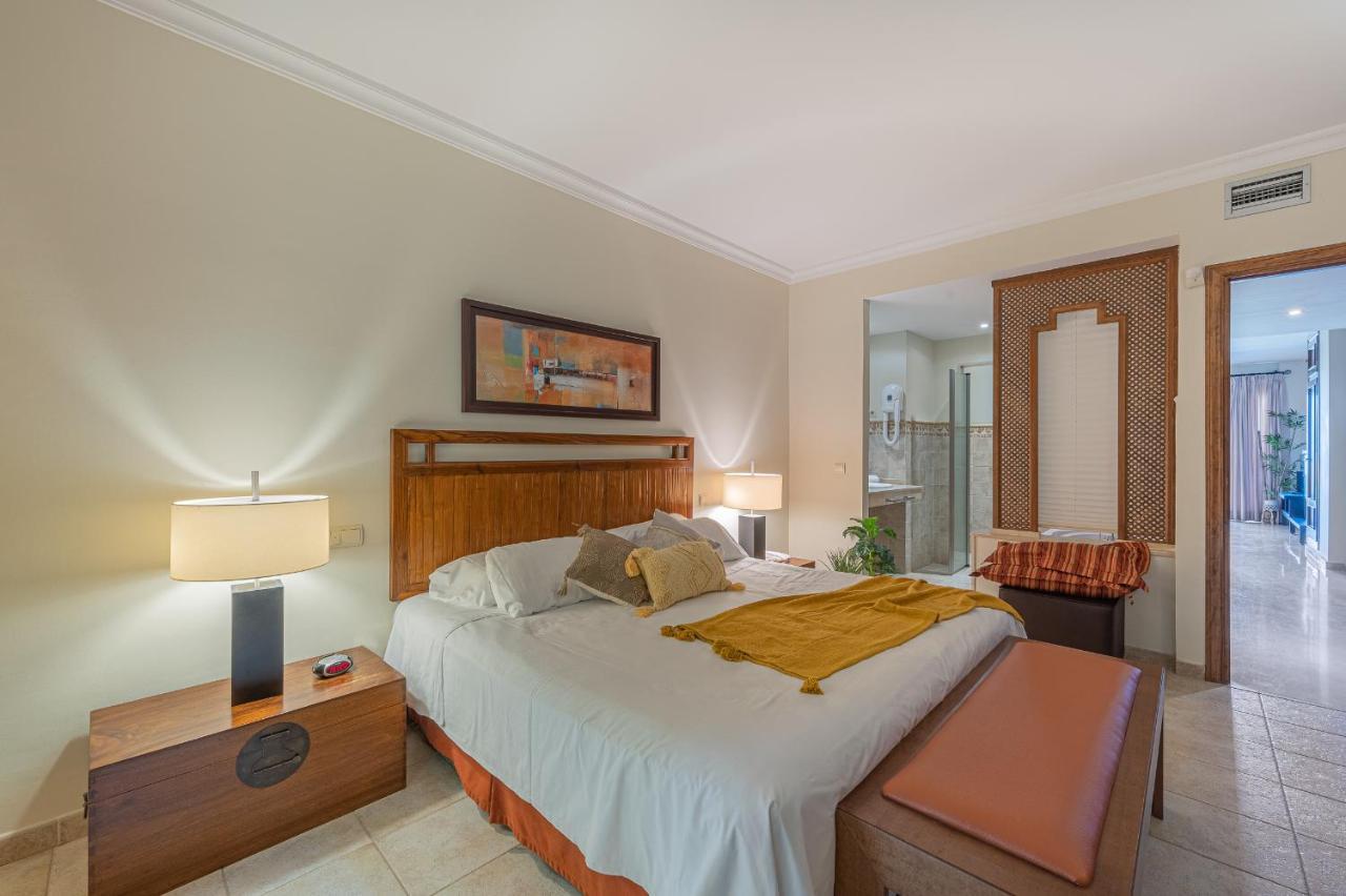 Mijas Costa, Apartment Near To Beach, Wyndham Málaga Eksteriør bilde